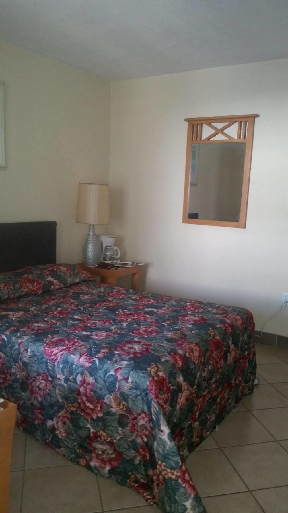 Martinique Hotell Lake Worth Beach Exteriör bild